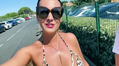 Ava Moore Beach Bukkake With A Friend