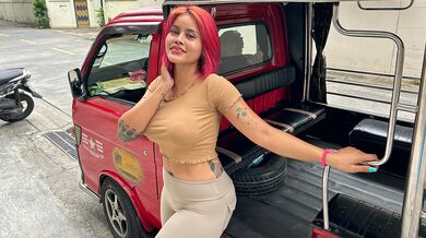 Tuktuk Lookmhee Foursome