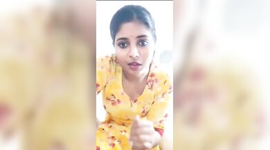 Gouthami reddy manthena showing milky boobs fucking hard secretly in Oyo room ????