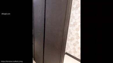 【費爵娜】情欲按摩系列第一部，好累好餓睡夢中被黑衣人給肏了