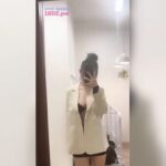 巨乳臺妹艾瑪情慾溫泉扣屄揉玩傲人雙峰舔逗肉棒後入啪啪／鄭原創與女推諾菈初次約會慾火焚身泡澡前扛腿速插內射等 01