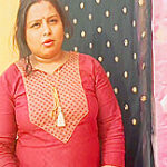 Desi Padosan Bhabhi Ko Kapde Failate Huye Hi Pataya