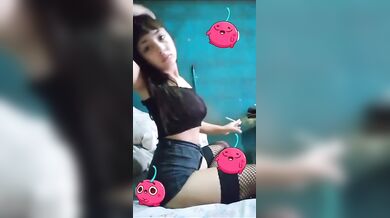 Petite Argentina Tetona