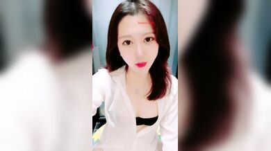 Japanese teen uses toys to pleasure pussy