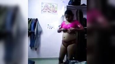 Gouthami reddy manthena removing pink blouse & black bra after sex with servant