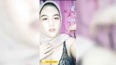 Bokep Live Tante Cha Colmek Asik Banget Dikamar