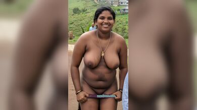 Indian big boobed Reshma raandi nude