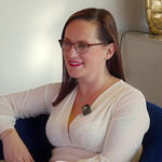 Nina, 35, business manager in Aix-en-Provence (13)! – Jacquie et Michel TV