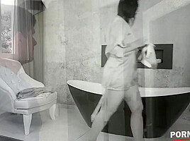 Sofia Lee Ditches Her Dildo for Delivery Boy GP1530