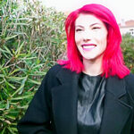 Oney, 23, welcomes us to her home in Aix-en-Provence to try… anal! – Jacquie et Michel TV