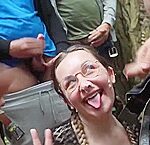 de bonnes queues d inconnus a vider en foret