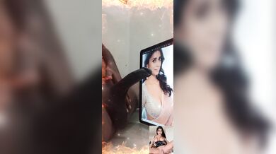 Actress shriya saran big cleavage tribute