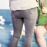 Sexy waitress brings XXX in hotel room service with steaming chick in a hijab, m