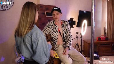 You’ll enjoy the gang-bang action at ORGY4, an authentic 90s porn practice with