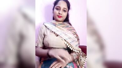 babe removing dress tease show