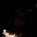 Vlogger famosa relata experiência intensa de sexo em acampamento com gozada surp